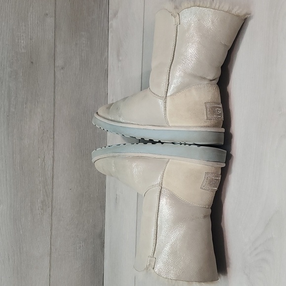 Ugg Australia Women Bailey I Do Wedding Bridal Short Sheepskin Boots shoes 8 - Picture 7 of 15